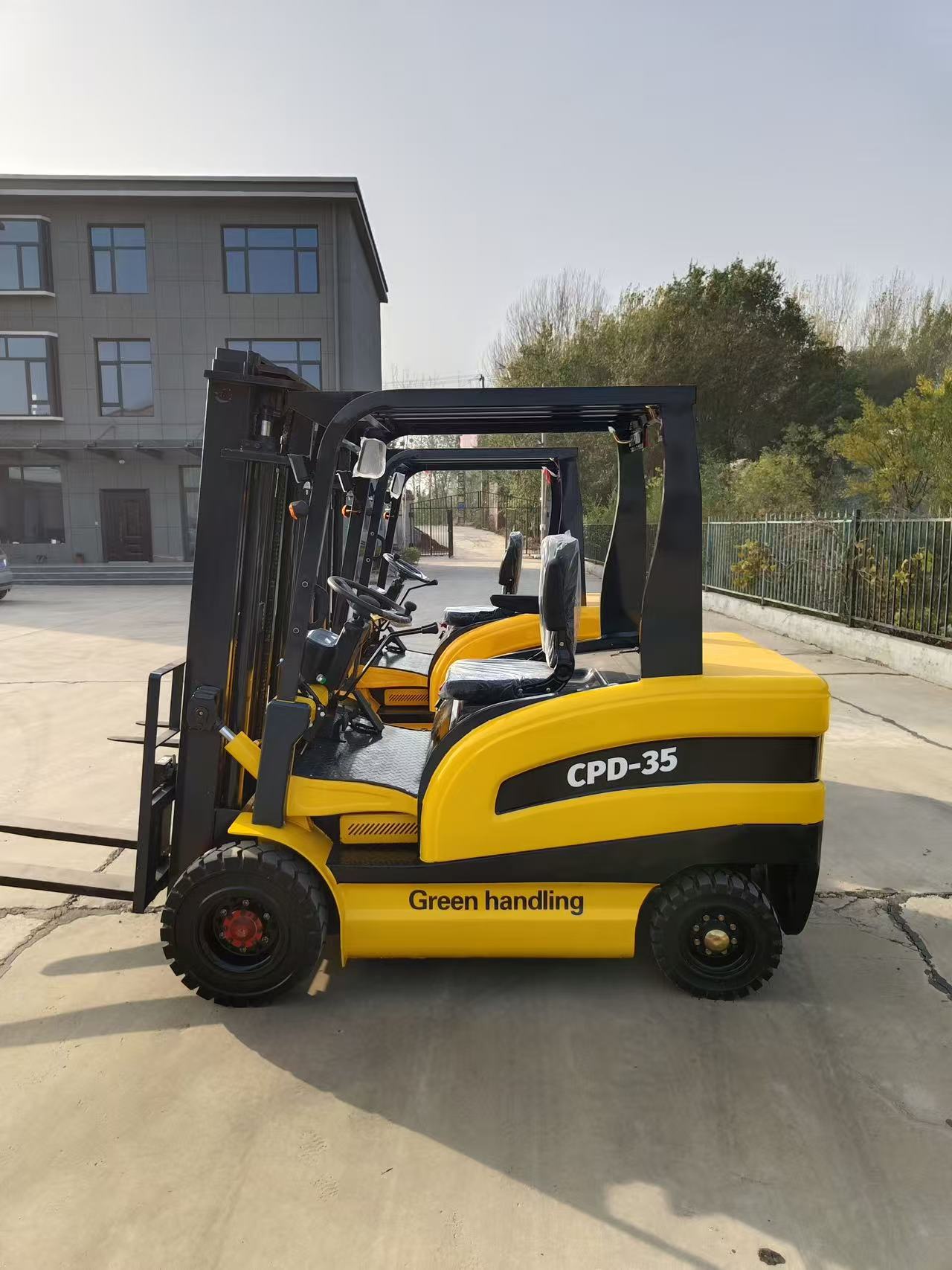รถยกพาเลทไฟฟ้า 2 ตัน รถยกขนาด  - Hydraulic Car Lift บทวิจารณ์และราคา